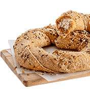 Wholegrain roll pie with turkey and cream cheese